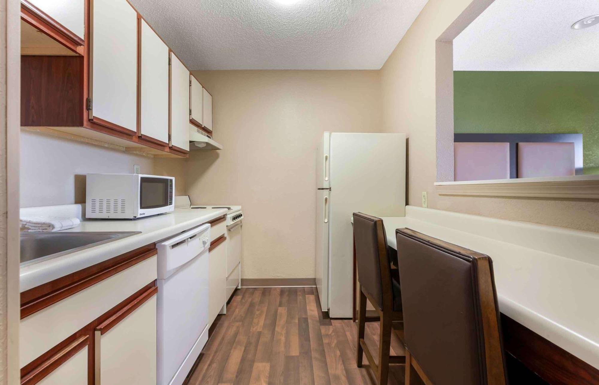 Extended Stay America Suites - Houston - Westchase - Westheimer Bagian luar foto