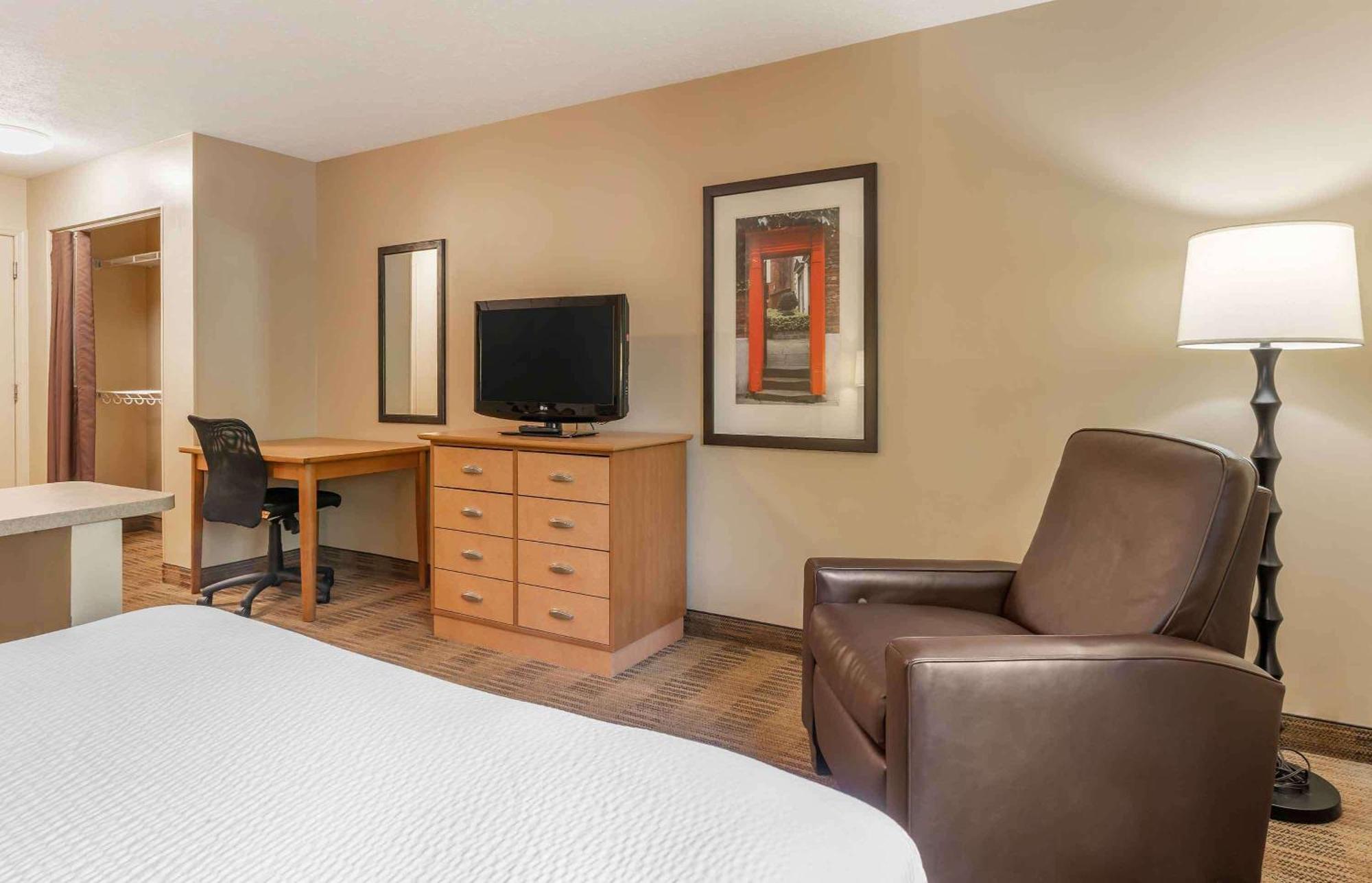 Extended Stay America Suites - Houston - Westchase - Westheimer Bagian luar foto